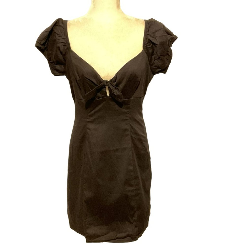 Socialite Black Tie Front Dress New With Tickets Size Large